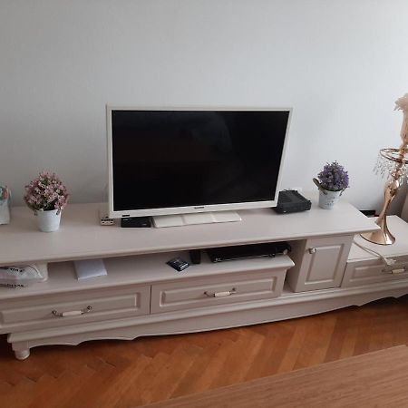 Ulpiana Apartment Centrum, Prishtine 外观 照片