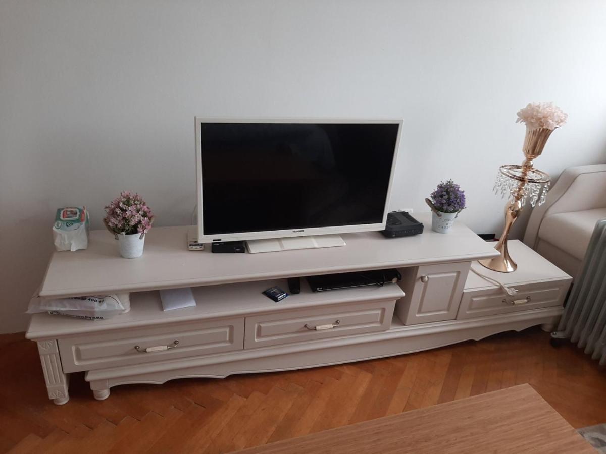 Ulpiana Apartment Centrum, Prishtine 外观 照片